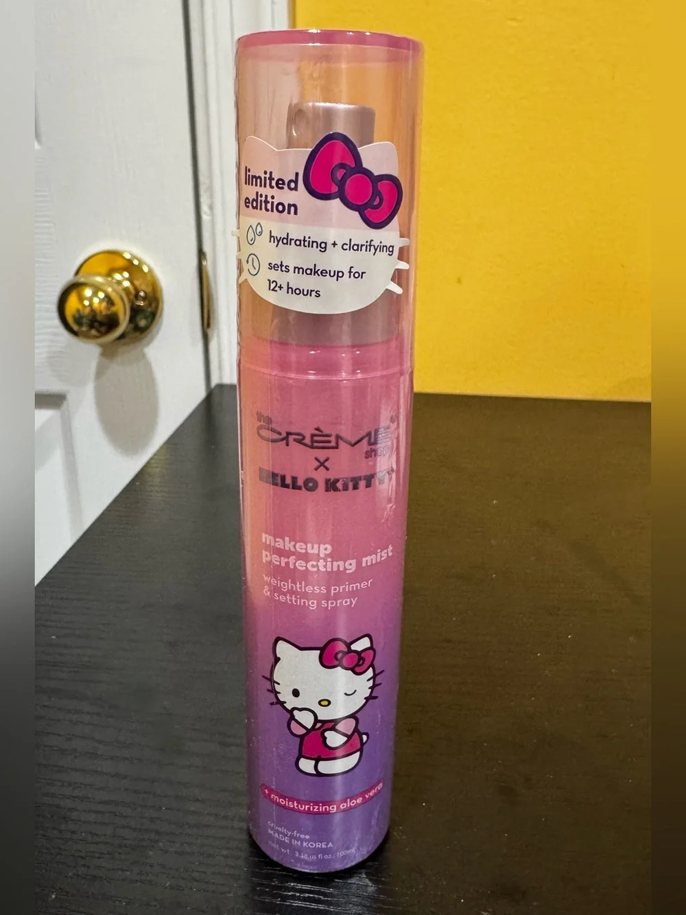 The Crème Shop x Hello Kitty Makeup Perfecting Mist brand new sealed 100 ml